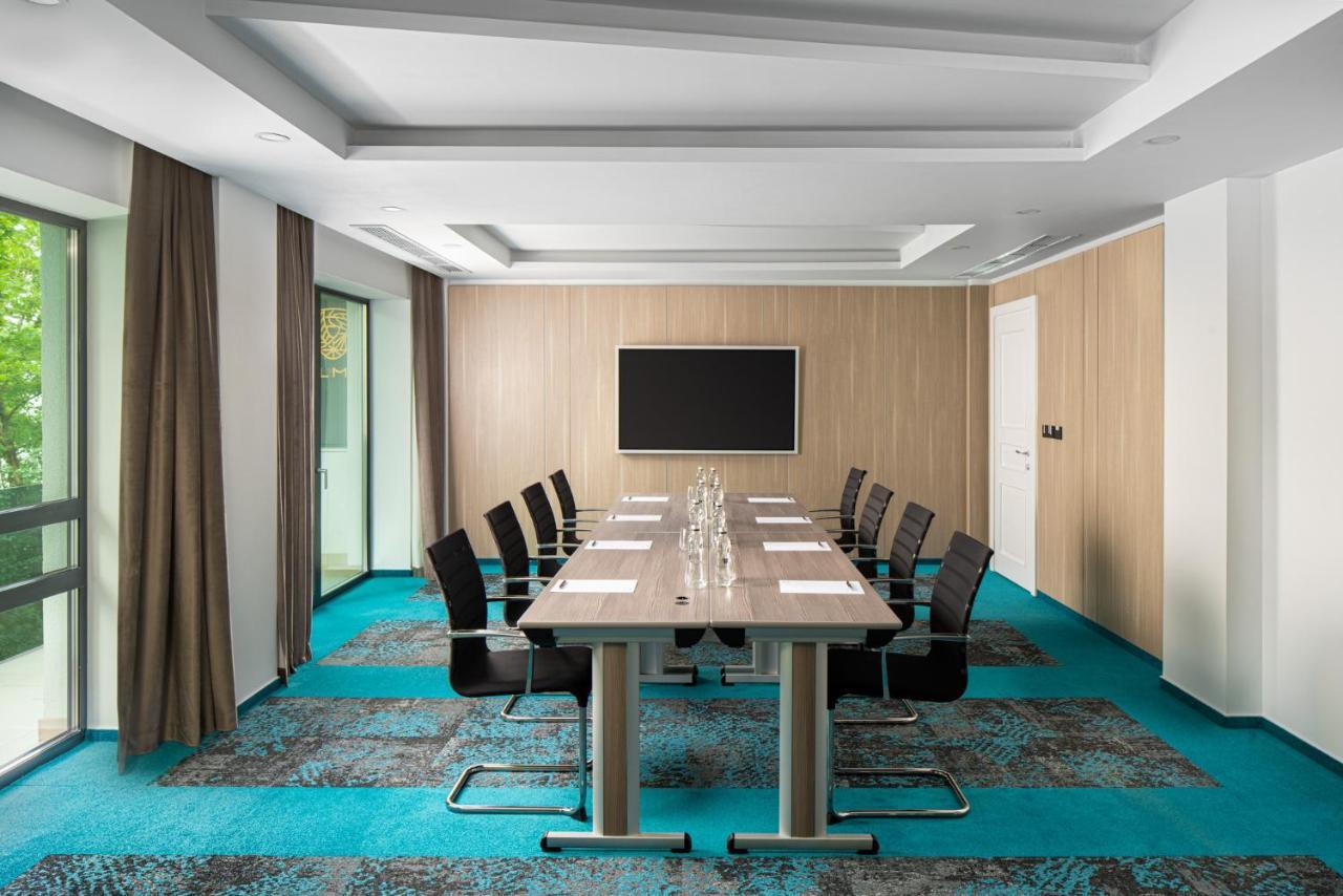 Alma Health & Spa Retreat Braila Bagian luar foto