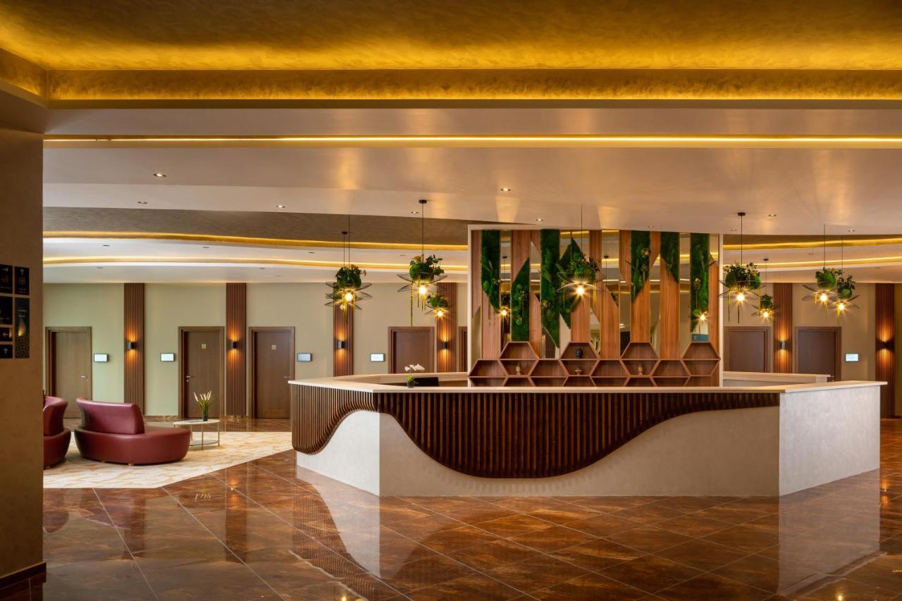 Alma Health & Spa Retreat Braila Bagian luar foto